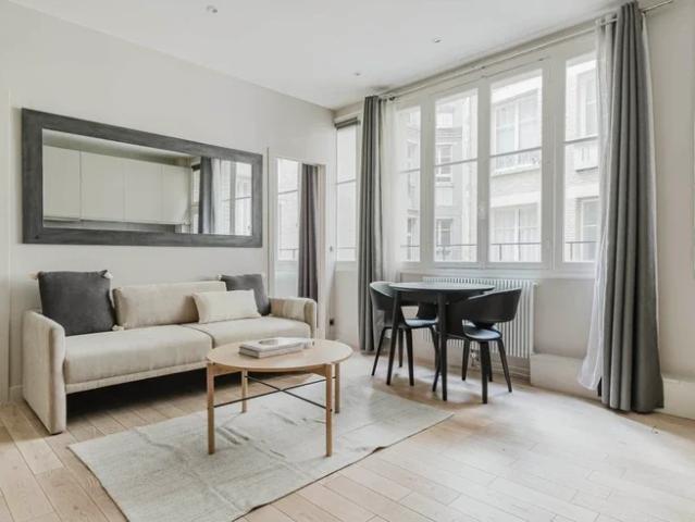 Location Appartement Rue George Sand, Paris