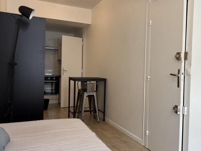 Location Appartement Rue Georges Danton, Lille