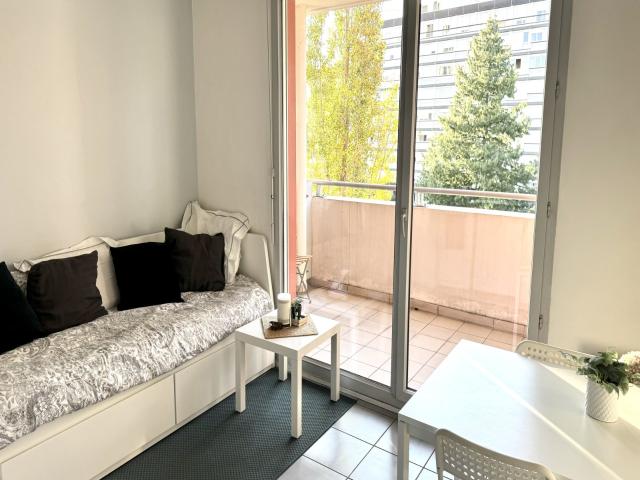 Location Appartement Rue Georges Gouy, Lyon