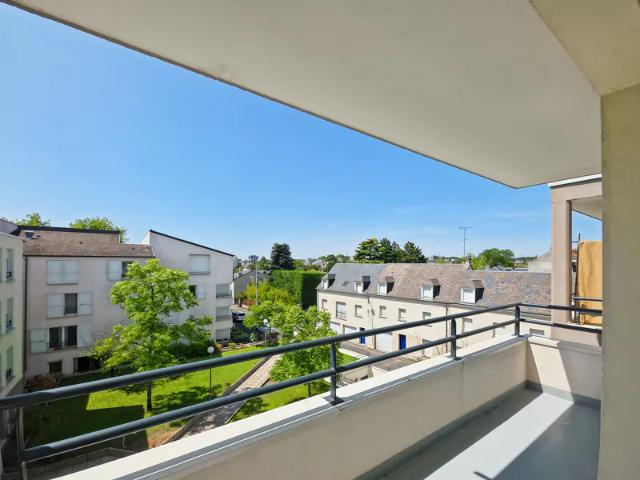 Location Appartement Rue Georges Pompidou, Orléans