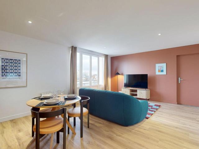 Location Appartement Rue Ginguené, Rennes