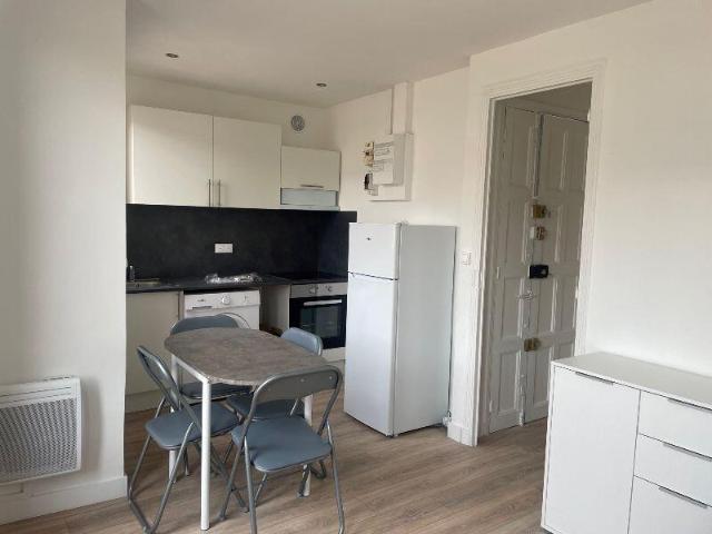 Location Appartement Rue Glandevès, Marseille