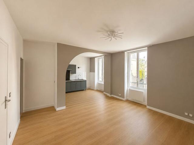 Location Appartement Rue Grande, Châteauroux