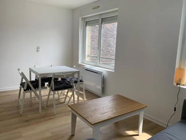 Location Appartement Rue Grande, Fontainebleau