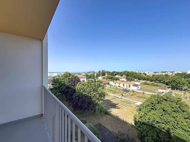 Location Appartement Rue Griffon de Romagne, La Rochelle
