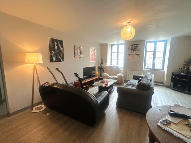 Location Appartement Rue Gutenberg, Aurillac
