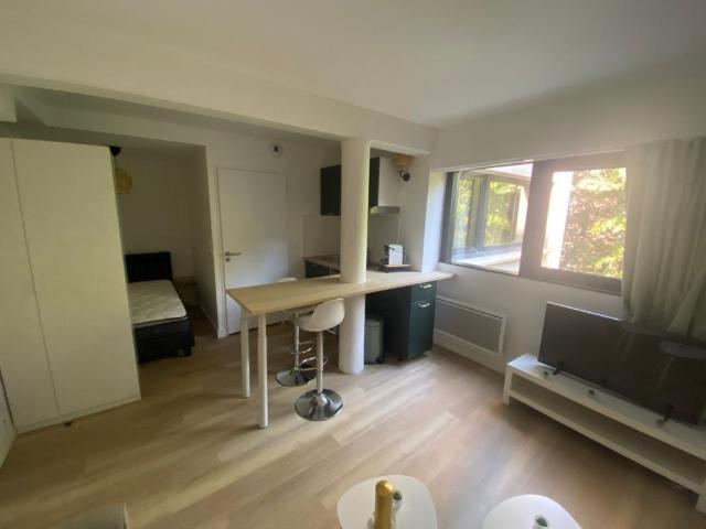 Location Appartement Rue Guglielmo Marconi, Toulouse