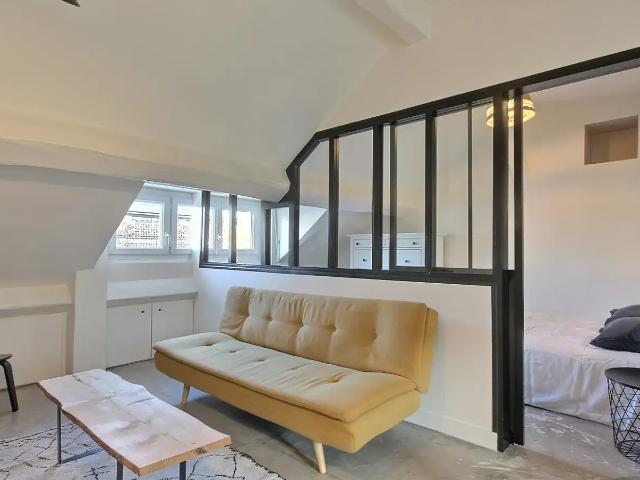 Location Appartement Rue Guisarde, Paris