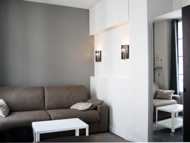 Location Appartement Rue Guisarde, Paris