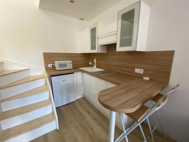 Location Appartement Rue Gurvand, Rennes