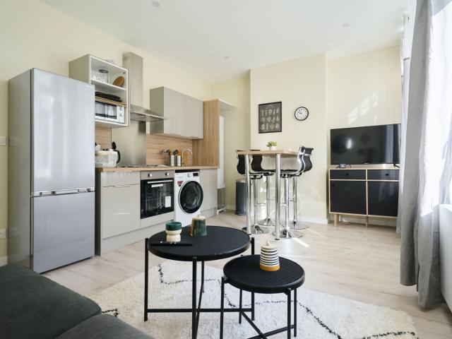 Location Appartement Rue Gustave Joncquet, Lille