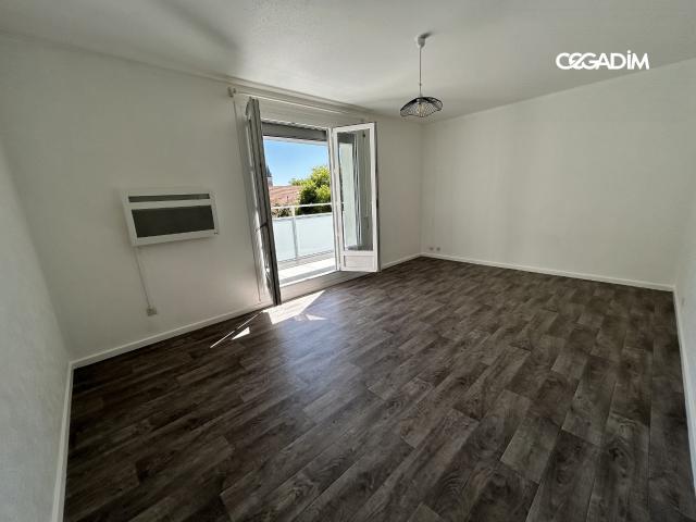 Location Appartement Rue Docteur Vigenaud, Clermont Ferrand