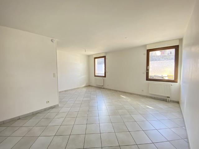Location Appartement Rue Dolomieu, Roche la Molière