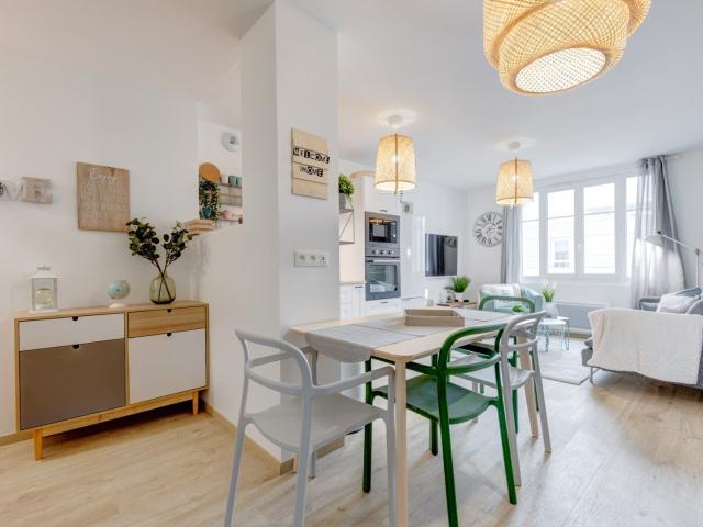 Location Appartement Rue Domrémy, Lyon