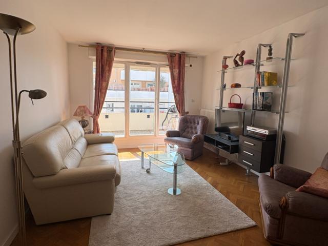 Location Appartement Rue Donatello, Courbevoie