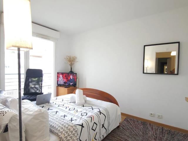 Location Appartement Rue Donatello, Courbevoie