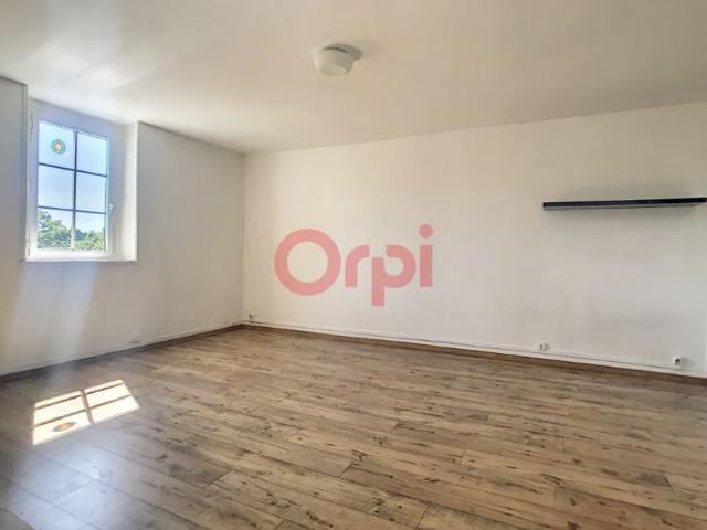 Location Appartement Rue d'Orgemont, Chantilly