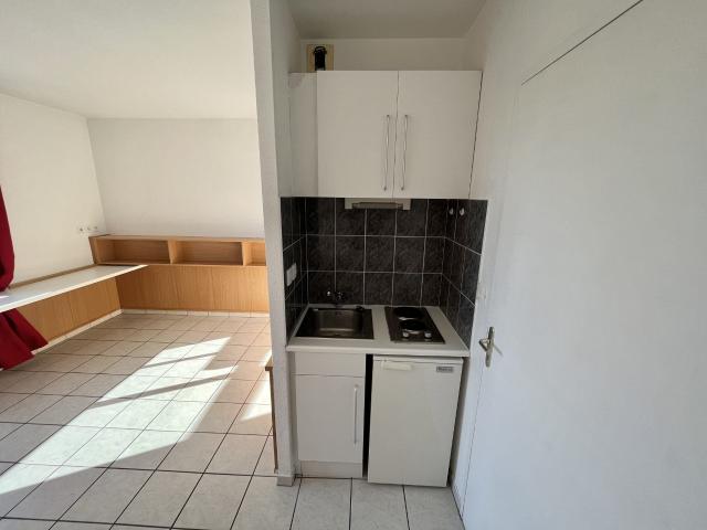 Location Appartement Rue d'Athènes, Rodez