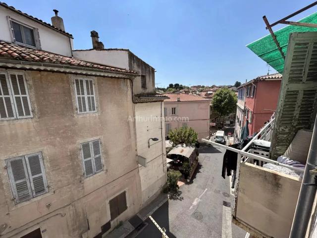 Location Appartement Rue d'Aubagne, Marseille