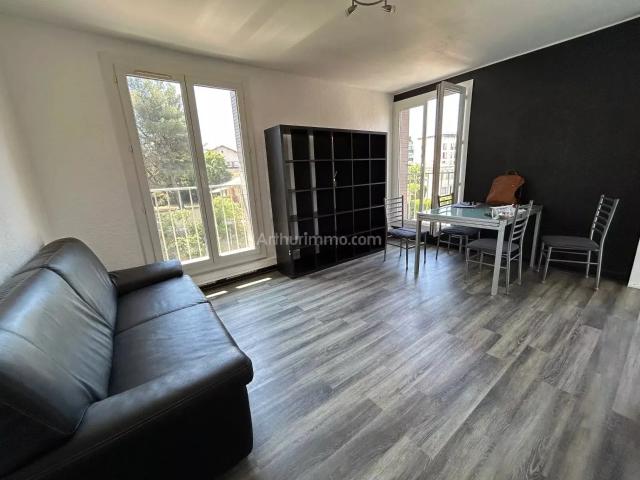 Location Appartement Rue d'Aubagne, Marseille