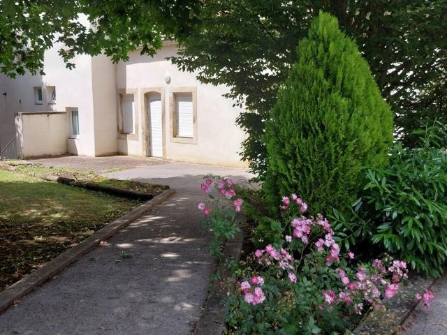 Location Appartement Rue d'Aumont, Cirey lès Nolay