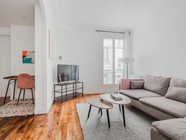 Location Appartement Rue Dautancourt, Paris
