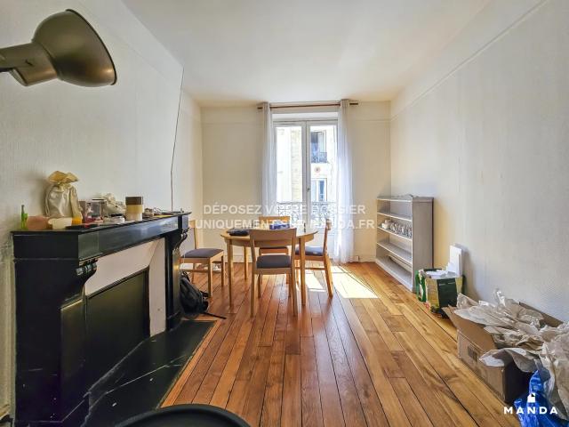 Location Appartement Rue Dautancourt, Paris