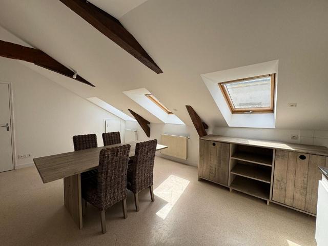 Location Appartement Rue d'Avesnières, Laval