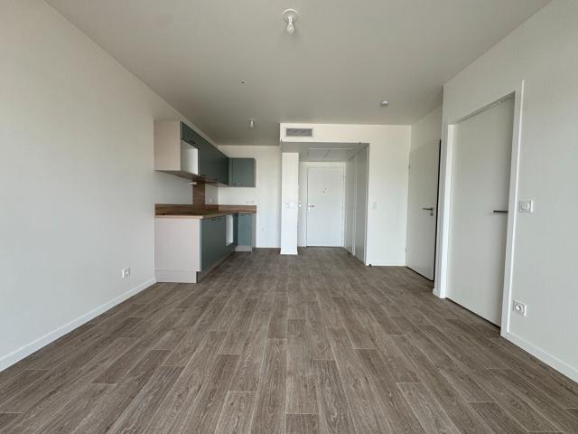 Location Appartement Rue d'Avesnières, Laval