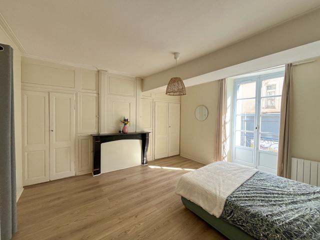 Location Appartement Rue d'Avesnières, Laval