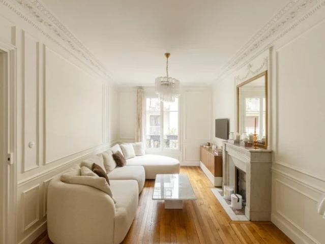 Location Appartement Rue Davioud, Paris