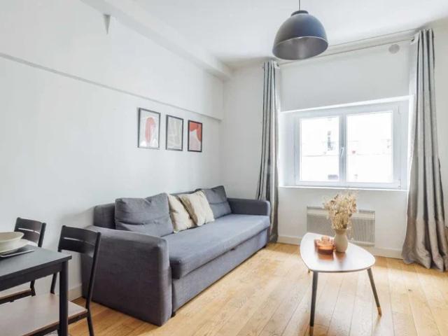 Location Appartement Rue d'Aboukir, Paris