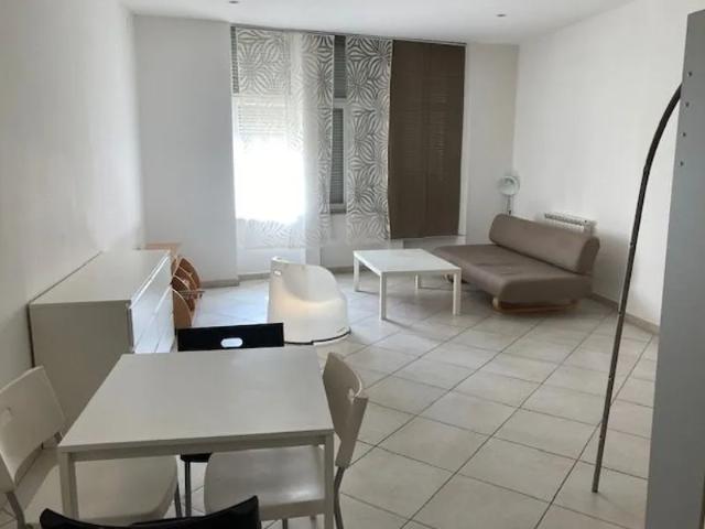 Location Appartement Rue Daga, Metz