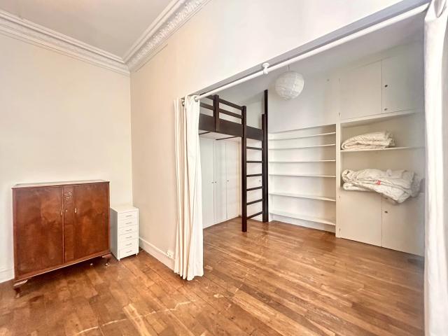 Location Appartement Rue Daguerre, Paris