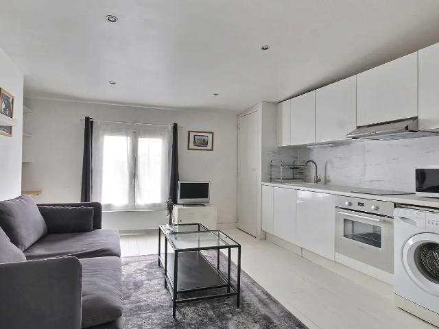Location Appartement Rue d'Alexandrie, Paris