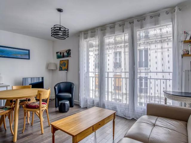 Location Appartement Rue Dalou, Paris