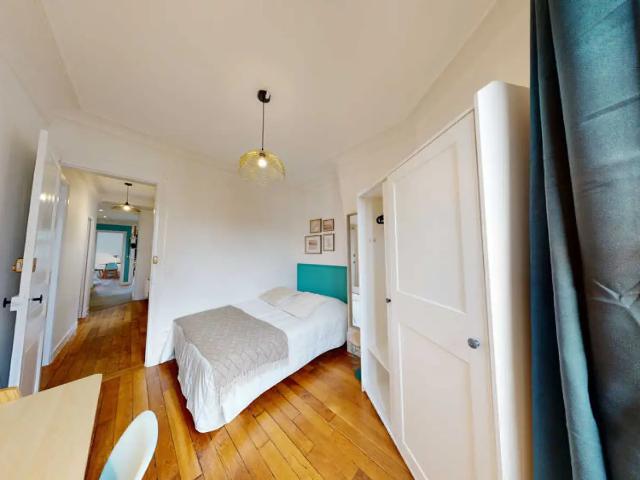 Location Appartement Rue Damrémont, Paris
