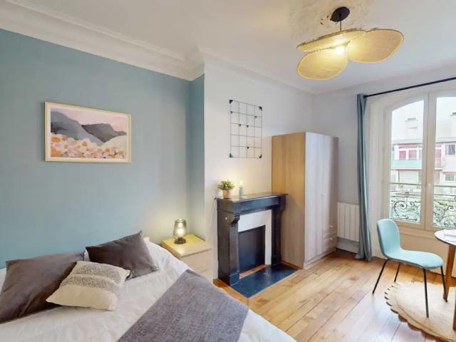 Location Appartement Rue Damrémont, Paris