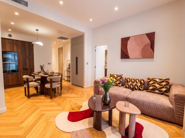 Location Appartement Rue d'Antibes, Cannes