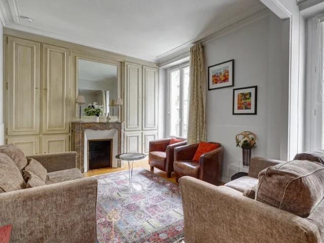 Location Appartement Rue d'Armaillé, Paris