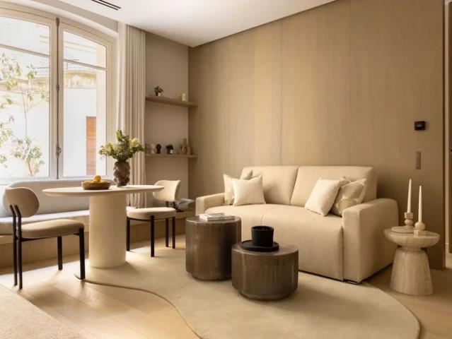 Location Appartement Rue d'Astorg, Paris