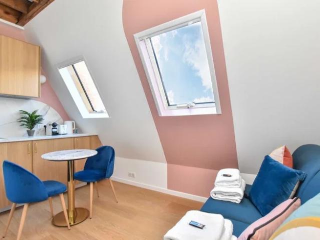 Location Appartement Rue de Courcelles, Paris