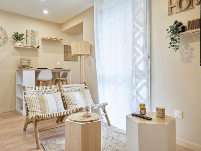 Location Appartement Rue de Courcelles, Reims