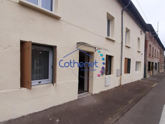 Location Appartement Rue de Cours, Thizy les Bourgs