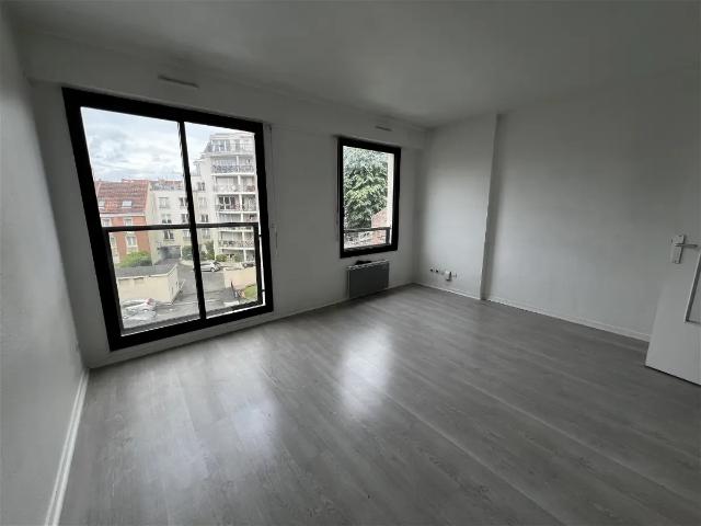 Location Appartement Rue de Courtrai, Lille
