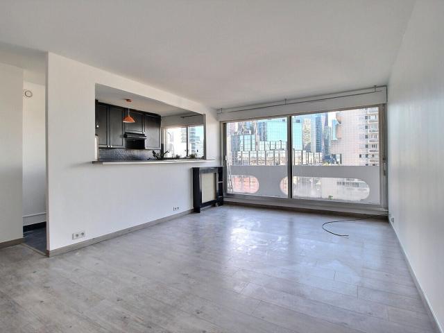 Location Appartement Rue de Colombes, Courbevoie