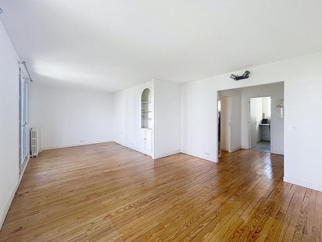 Location Appartement Rue de Colombes, Courbevoie