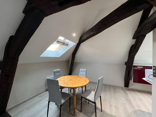 Location Appartement Rue de Condé, Charleville Mézières