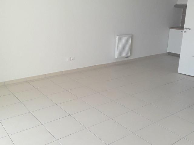Location Appartement Rue de Corinthe, Marseillan