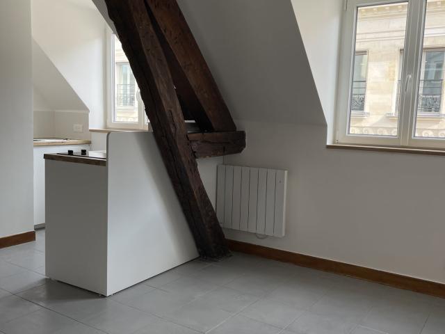 Location Appartement Rue de Caumartin, Paris